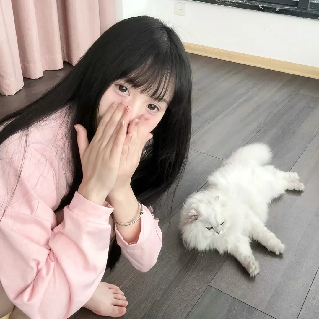 千钧。一发